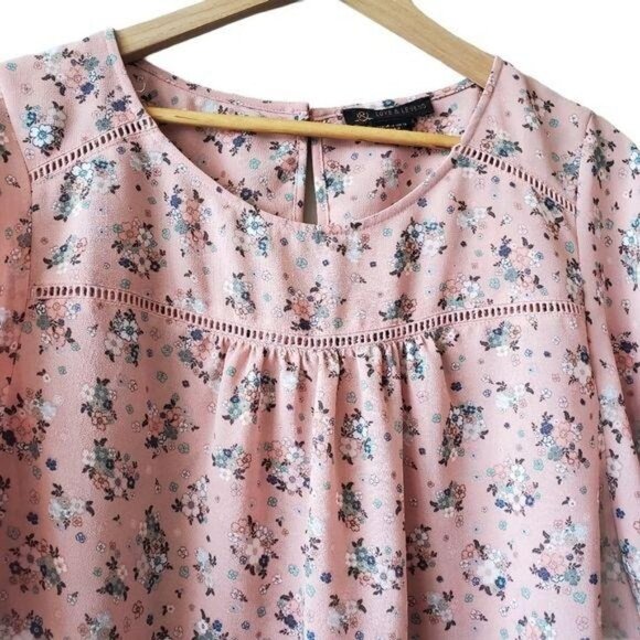 Love & Legend | Floral  & Flouncy Ruffle Sleeve - Picture 3 of 9